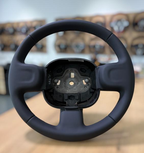 Fiat Panda (2018–2024) ohne MFL Lederlenkrad neu beziehen, Design A700